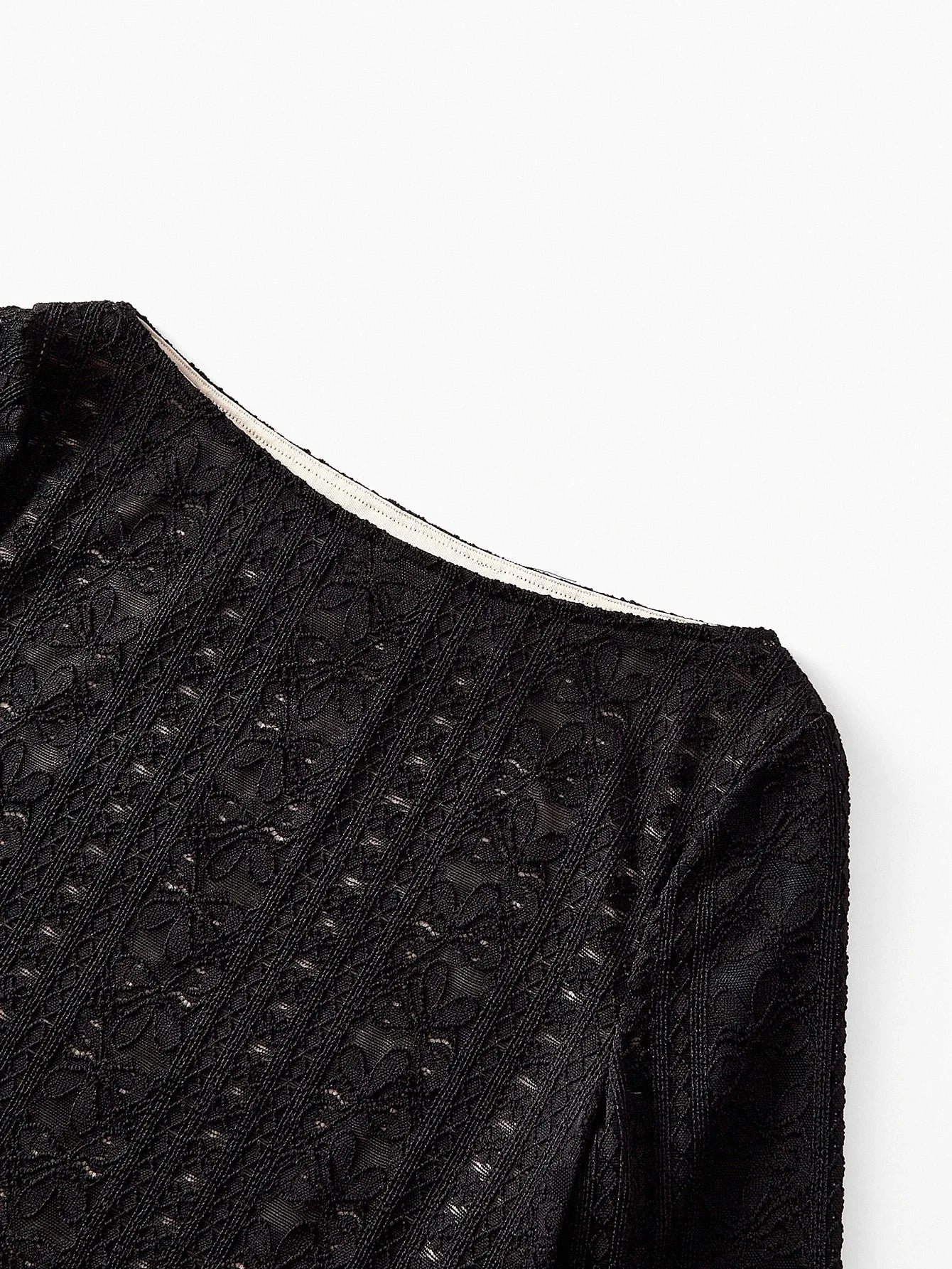 PREMIUM LACE FLARE SLEEVE DRESS