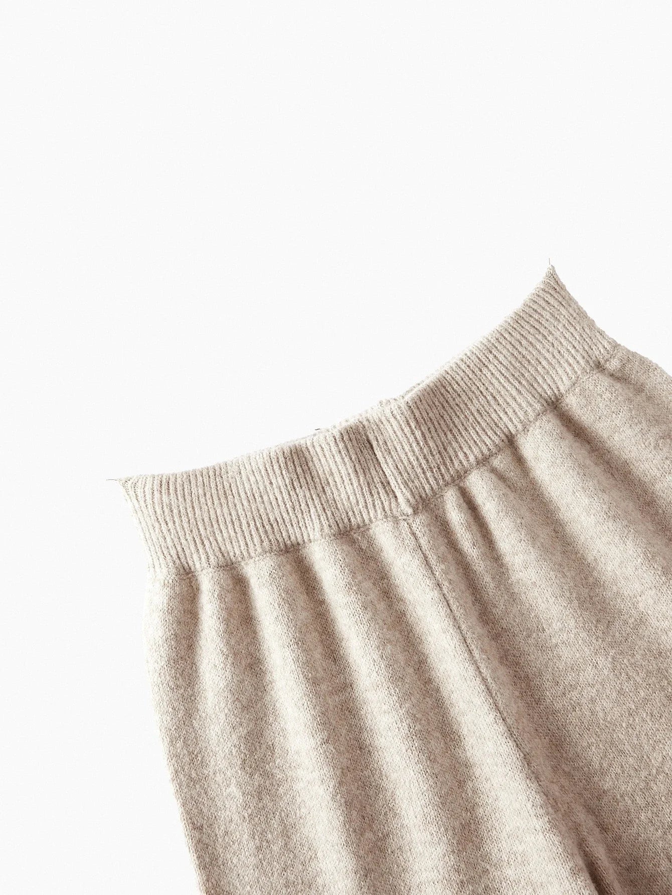 PREMIUM RHINESTONE AND FAUX PEARLS STEREO FLOWER DETAIL CARDIGAN amp SWEATER PANTS SET