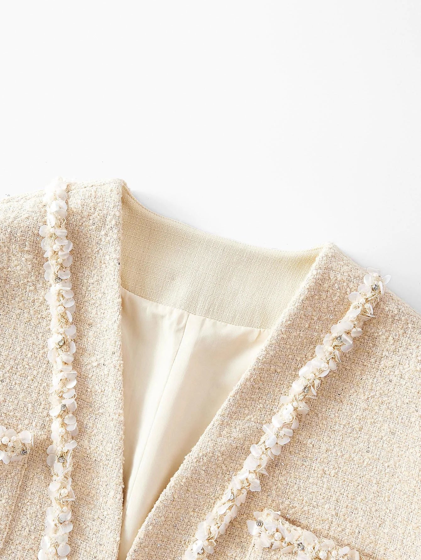 PREMIUM TWEED CONTRAST FAUX PEARL AND SEQUINS EDGE PATCH POCKET OVERCOAT