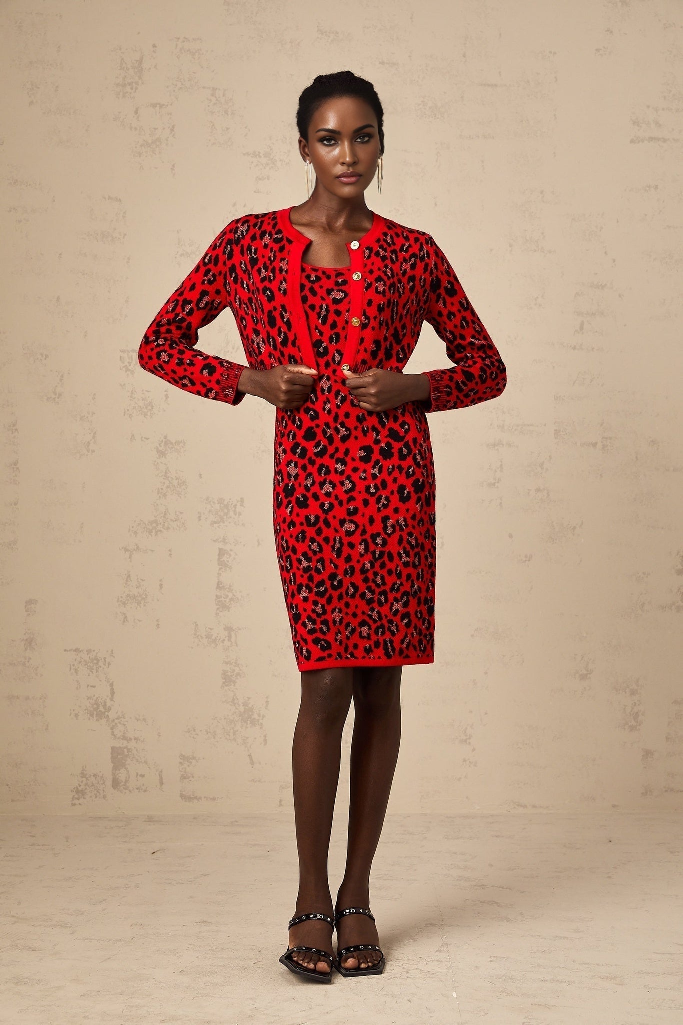 Red leopard print cardigan with metallic lurex threads and long sleeves