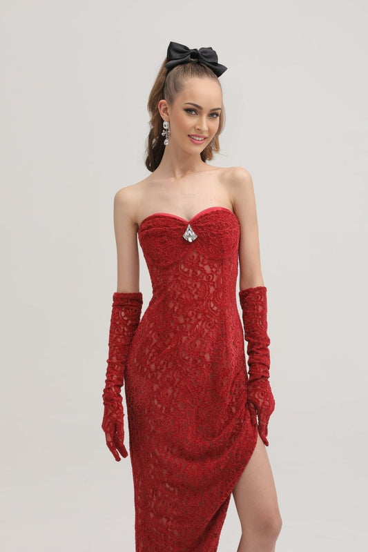 Red ornate midi dress Belle with gloves