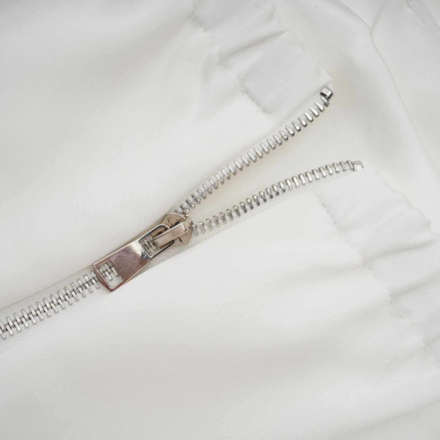 Roxane crystalembellished floralappliqué top