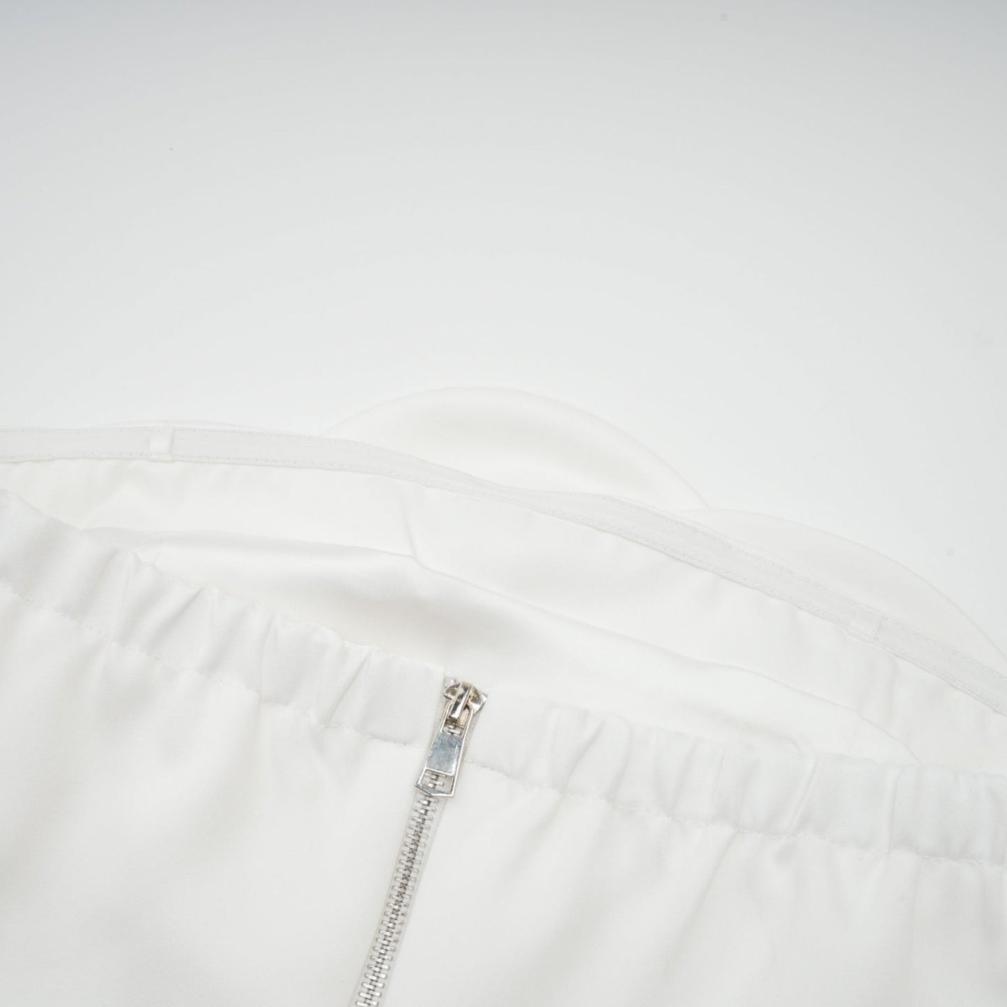 Roxane crystalembellished floralappliqué top