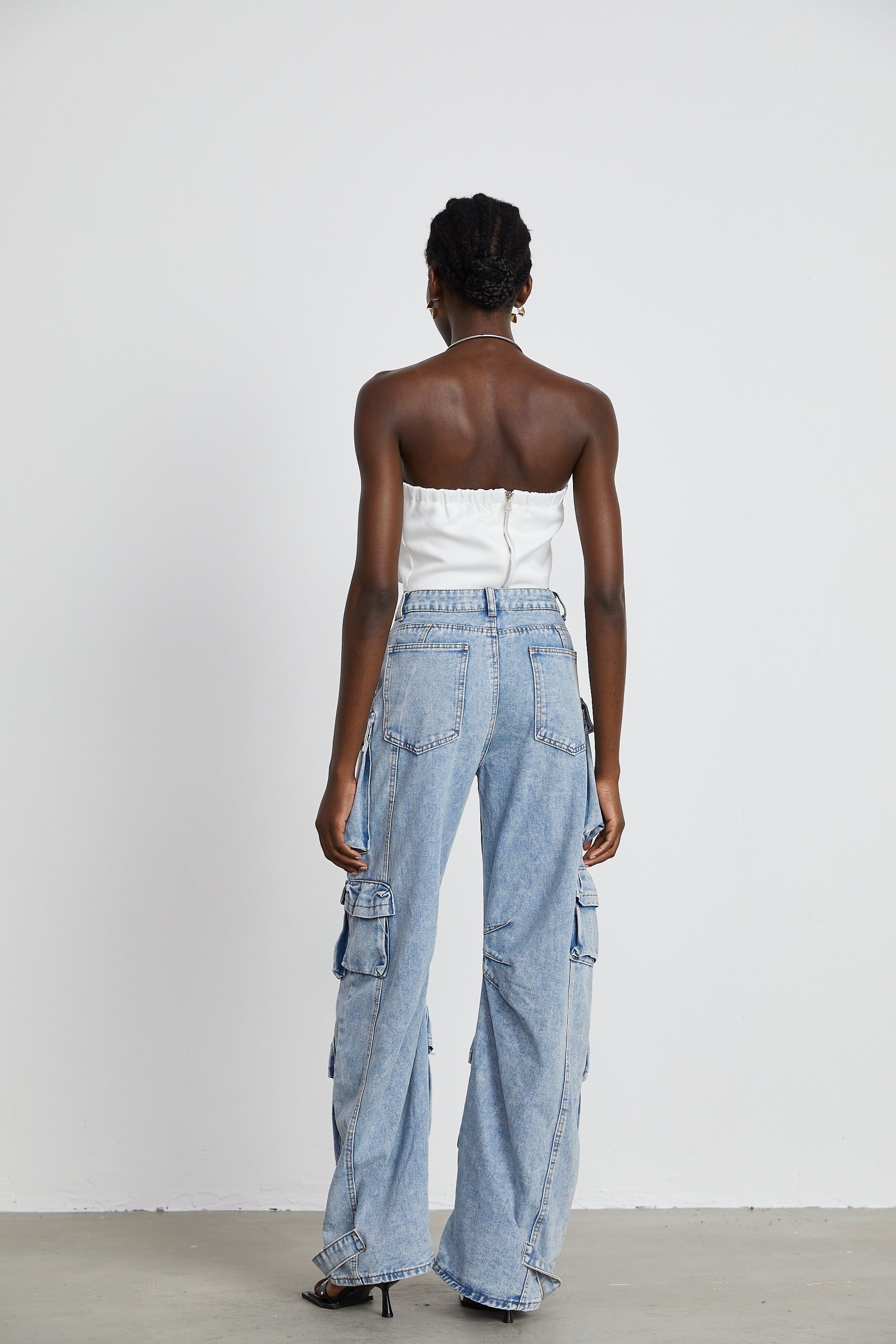 Roxane crystalembellished floralappliqué top