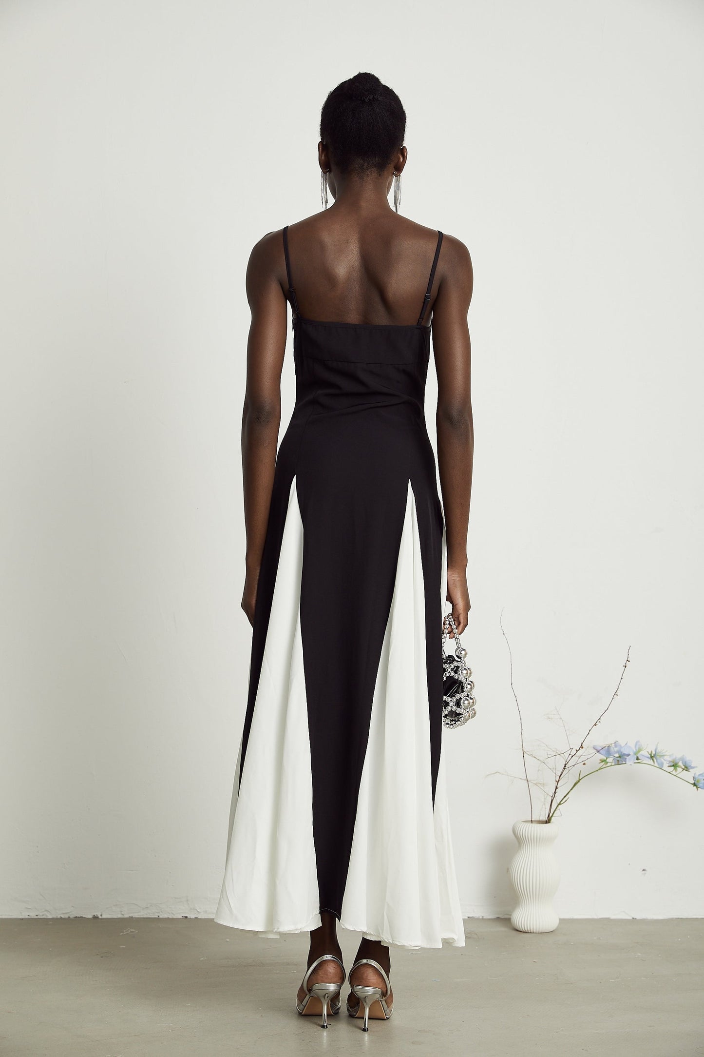 Sofie contrastcolor pleated maxi dress