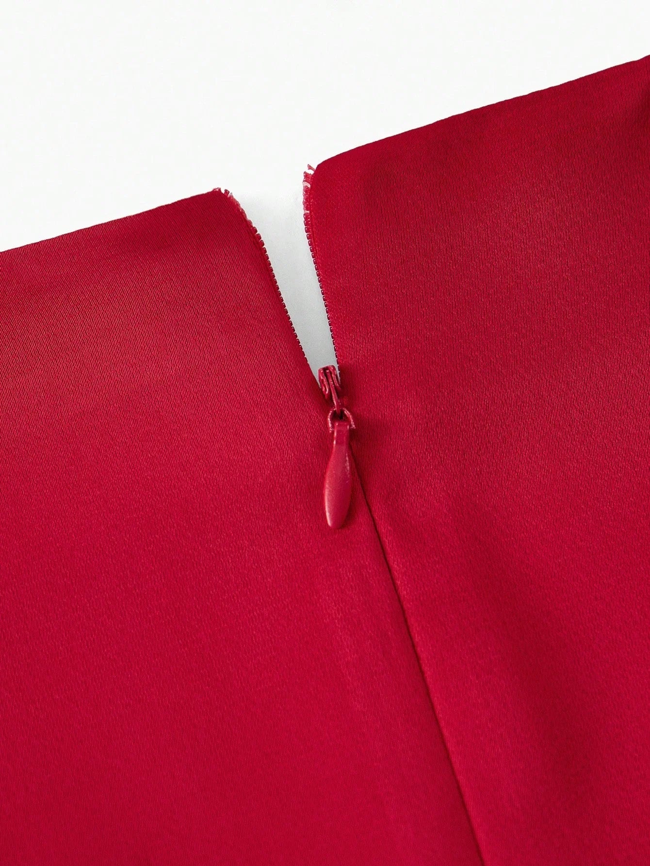 Soiréza HOLLOW OUT PLEATED DRESS