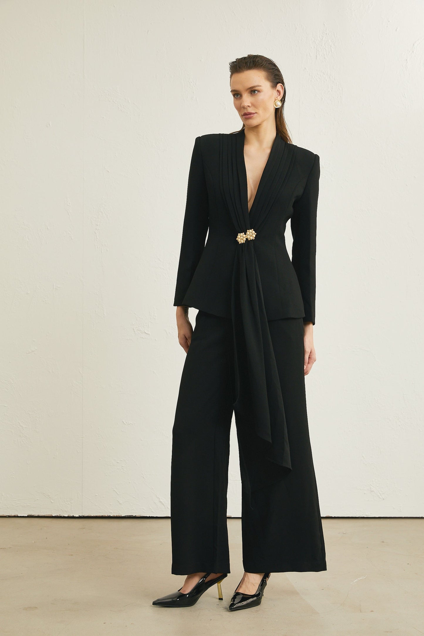 Suzanne black pleated jacket trousers matching set