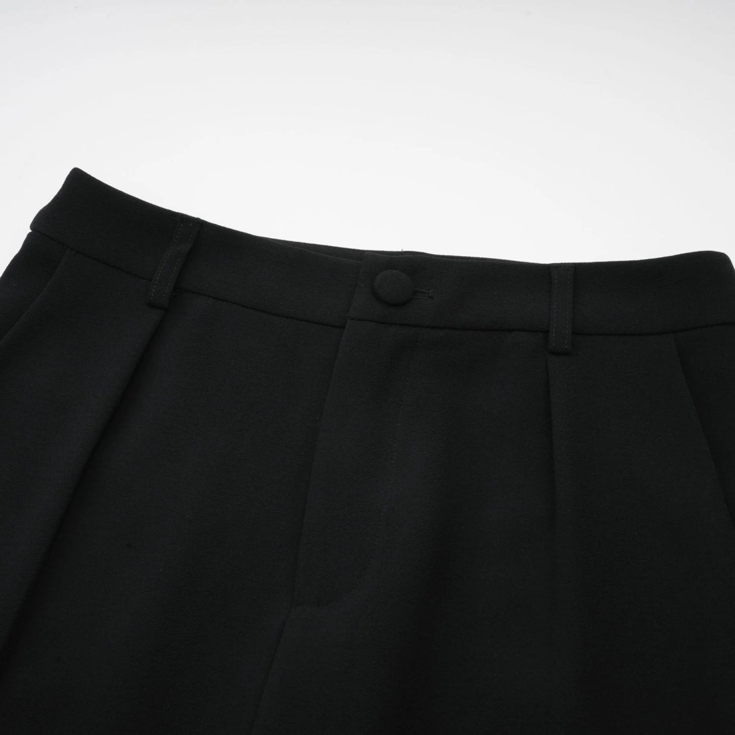 Suzanne black pleated jacket trousers matching set