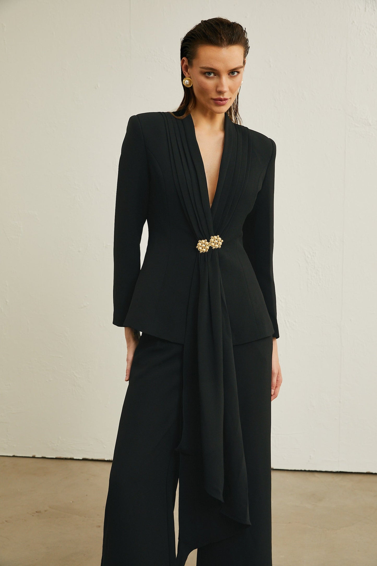 Suzanne black pleated jacket trousers matching set