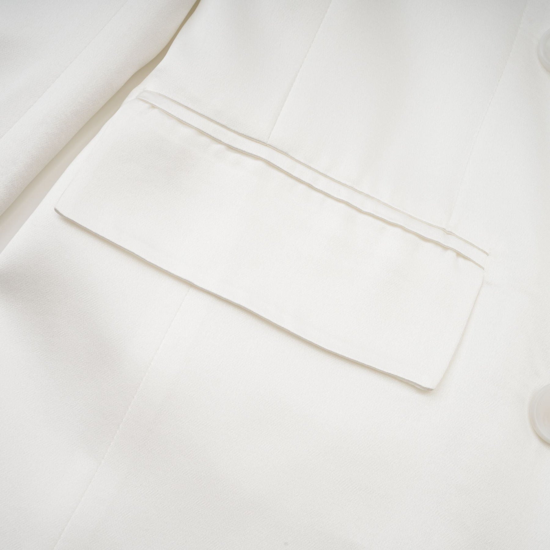 Sylvie white doublebreasted blazer