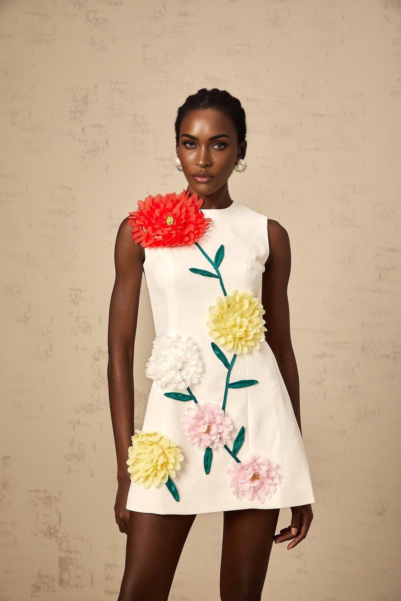 Véronique white 3dpetal sleeveless mini dress