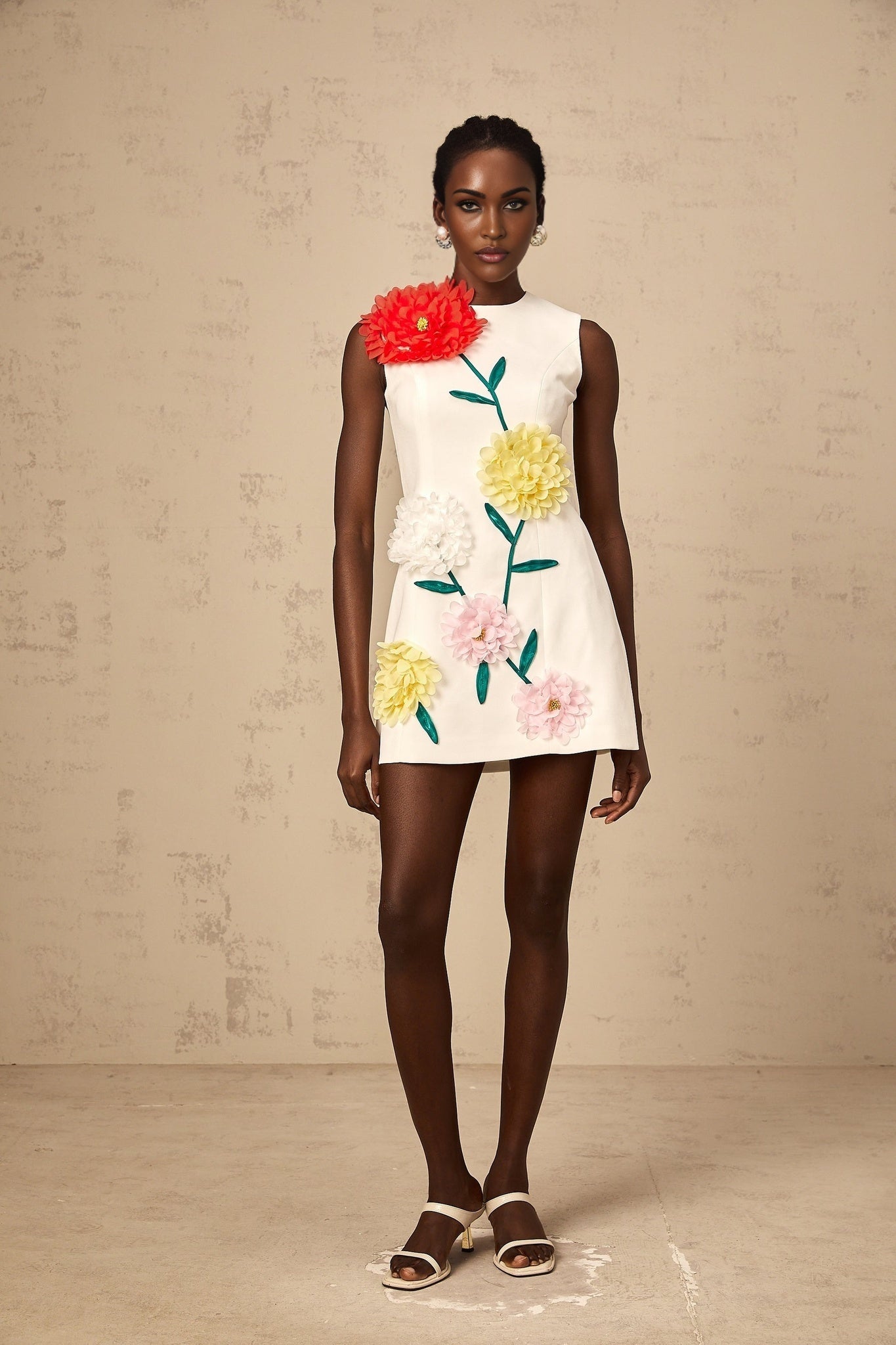 Véronique white 3dpetal sleeveless mini dress