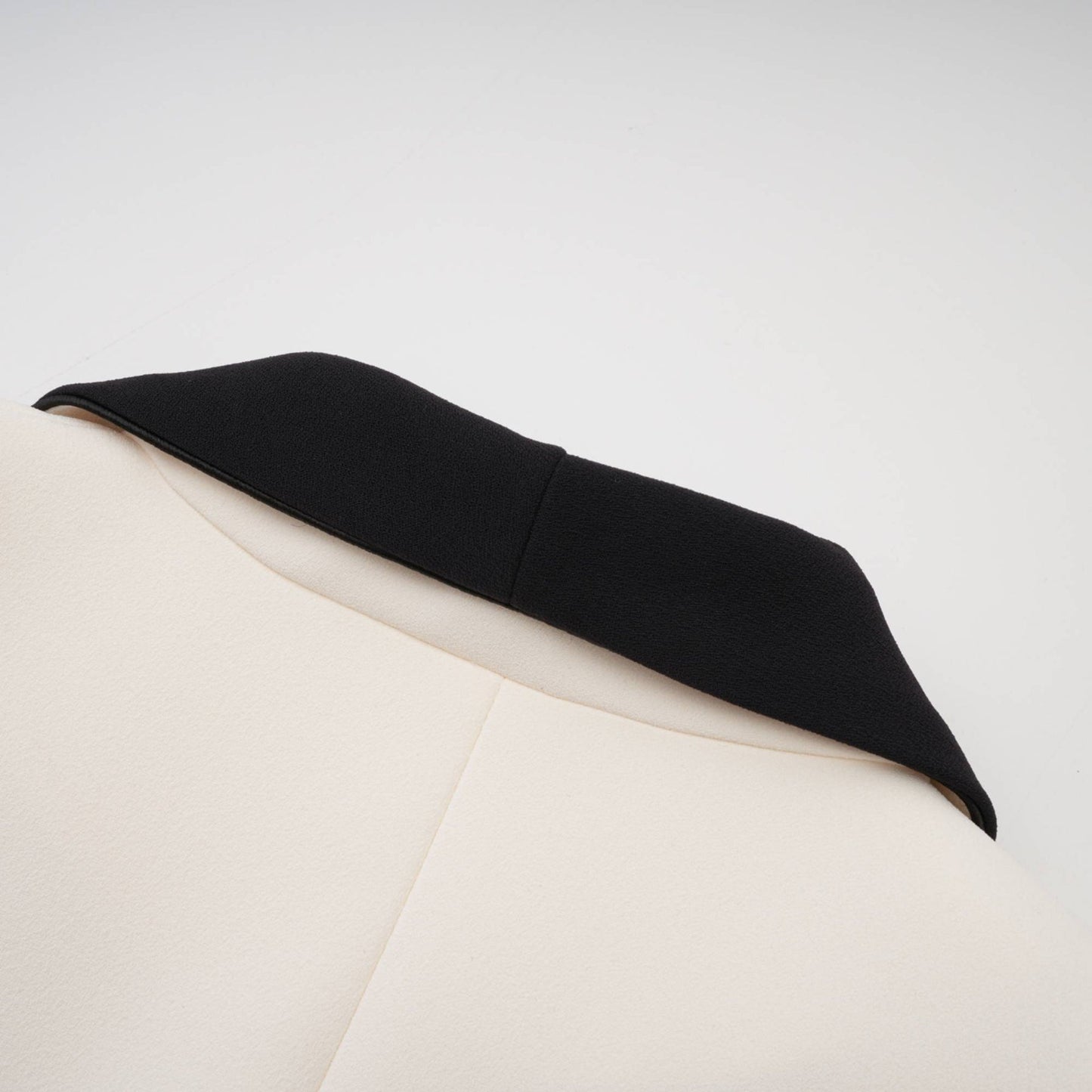 Vespera contrast colours jacket skirt matching set