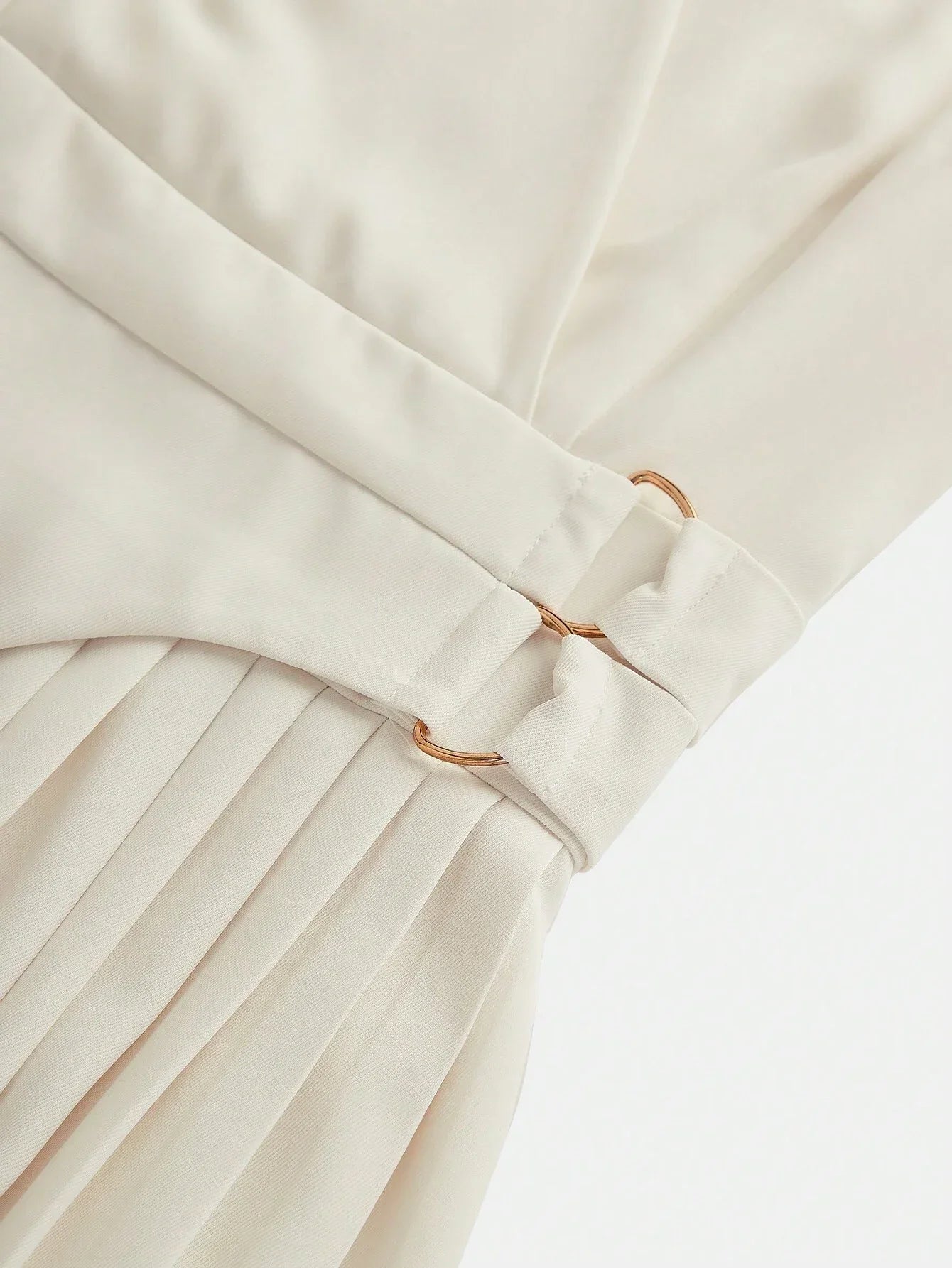 White Short Sleeve Pleated Asymmetrical Hem Stylish Urban Women Dress
