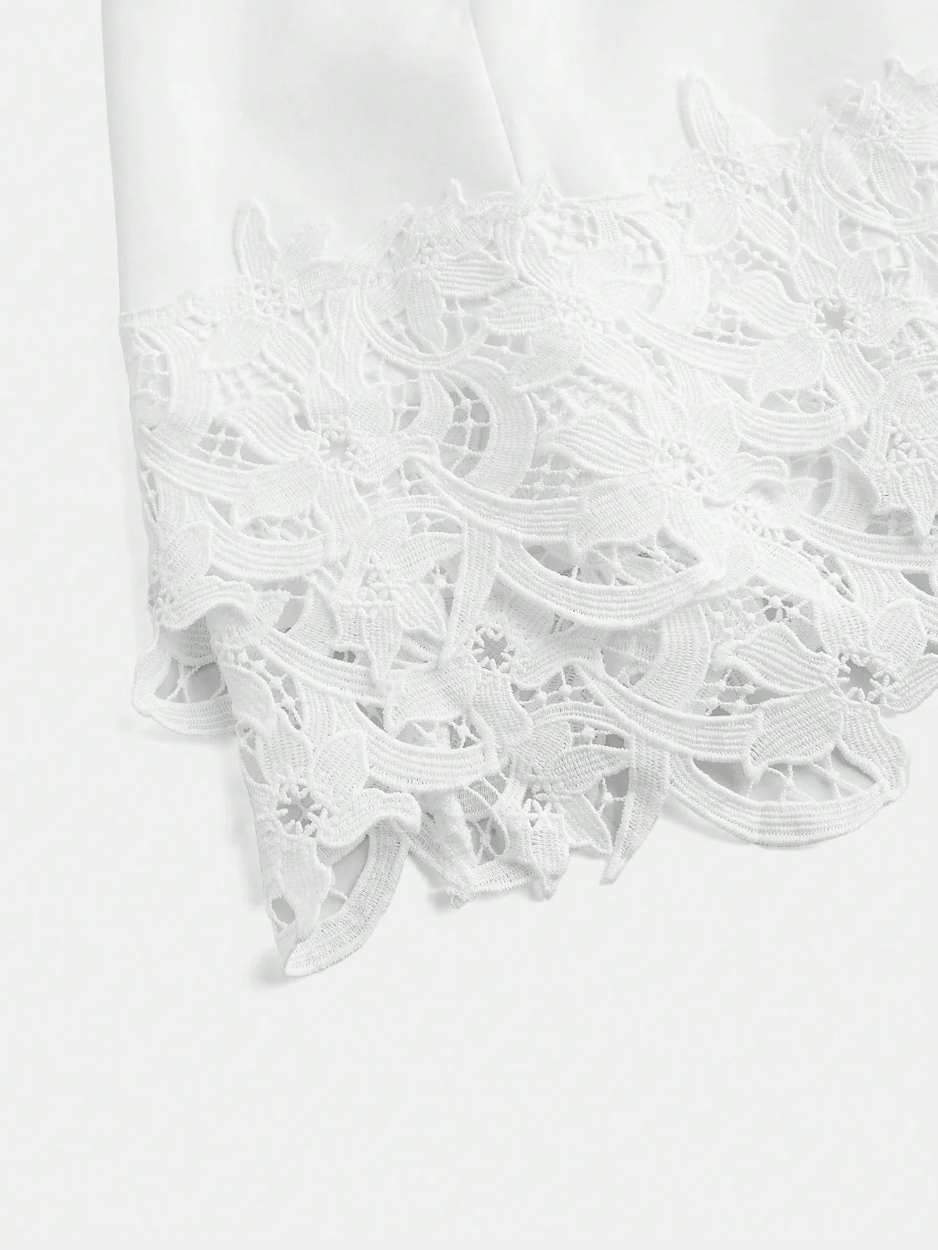 Womens Elegant Ladylike Charming Short Sleeve Crew Neck Waisted Lace Patchwork Hem With Bow Decor