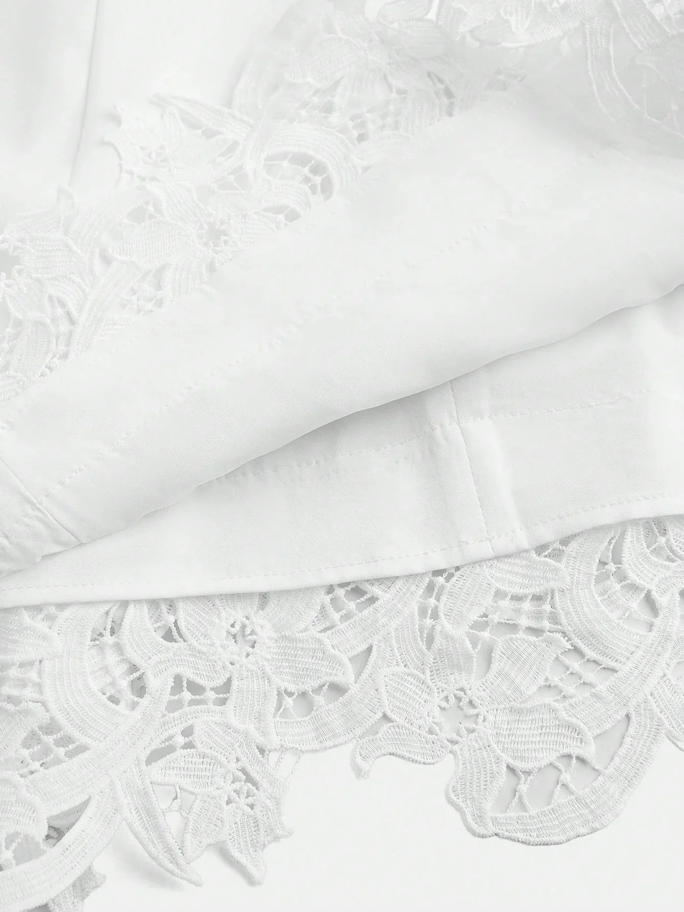 Womens Elegant Ladylike Charming Short Sleeve Crew Neck Waisted Lace Patchwork Hem With Bow Decor