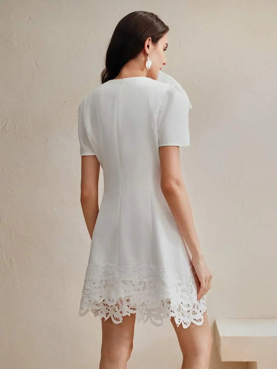Womens Elegant Ladylike Charming Short Sleeve Crew Neck Waisted Lace Patchwork Hem With Bow Decor