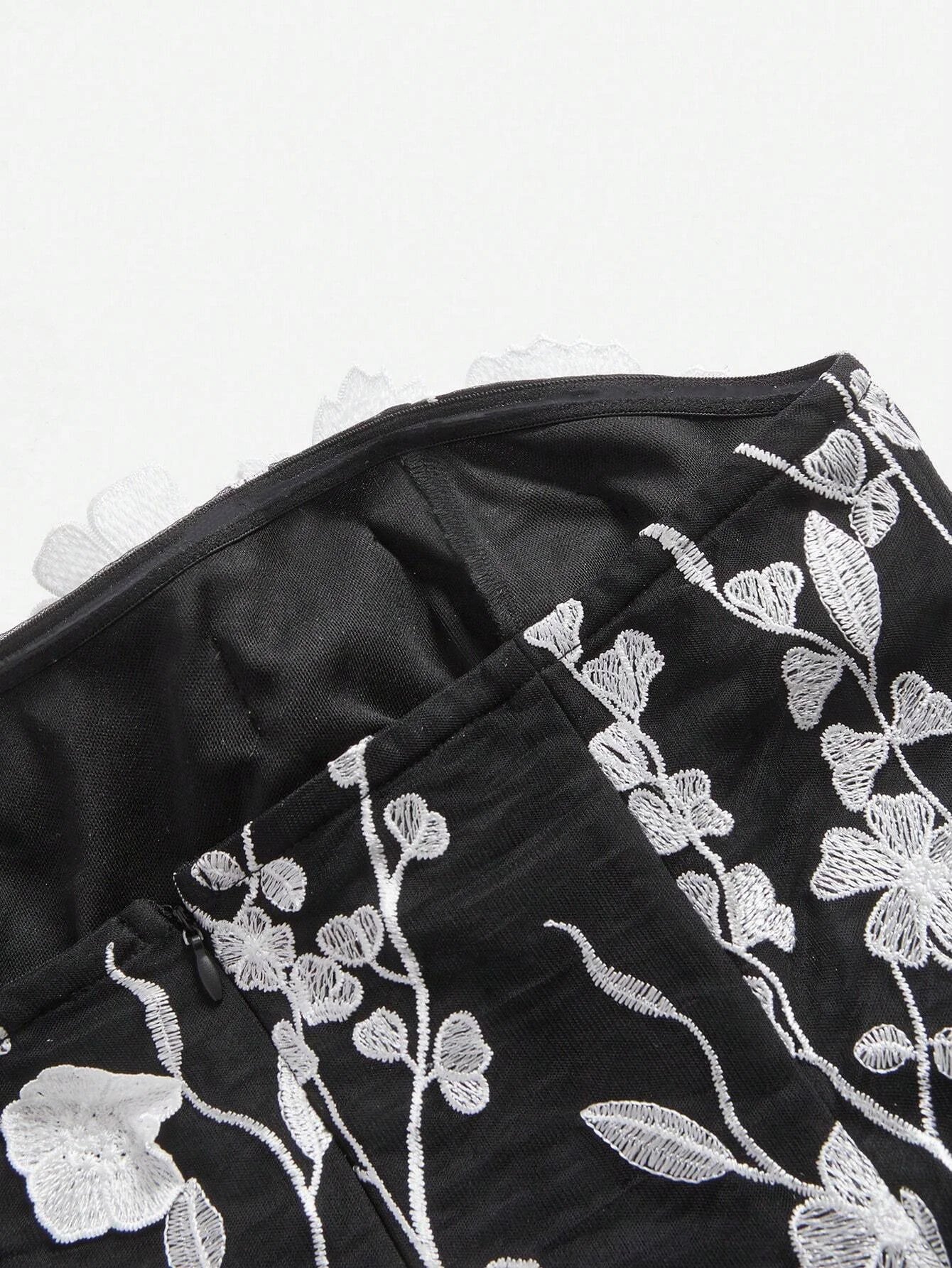 Womens Elegant Party amp Holiday Embroidered Floral Mesh Overlay Strapless Dress