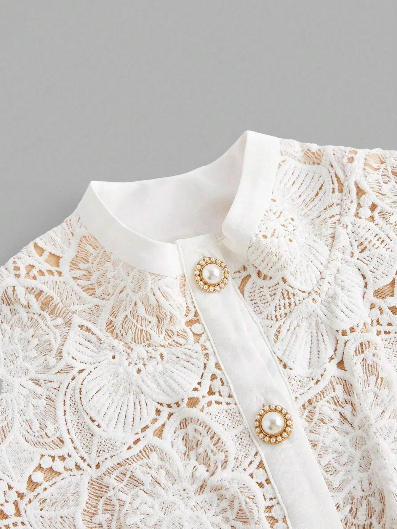 Womens SingleBreasted Long Sleeve White French Fashion Waist Slimming Delicate Romantic Elegant