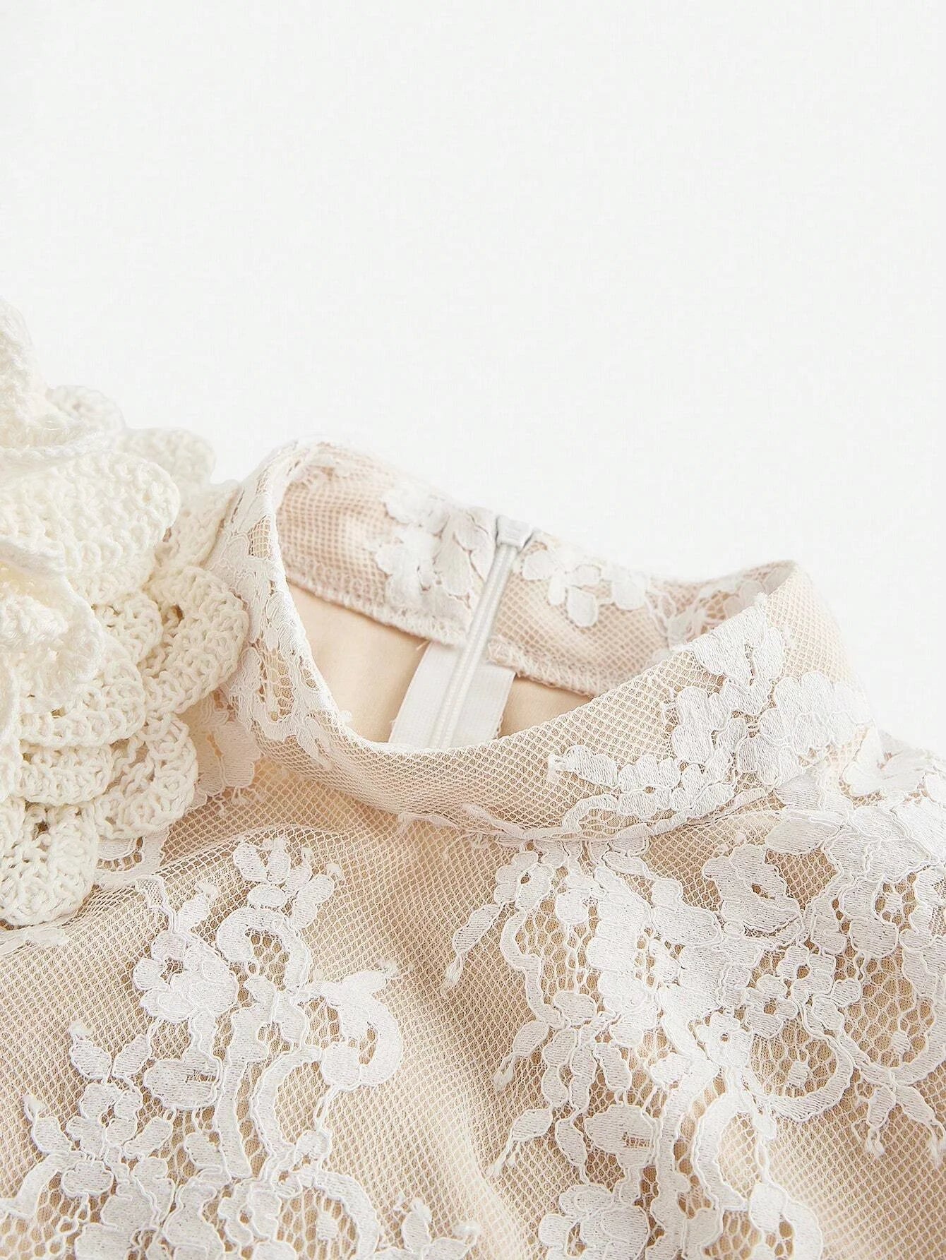Womens White Lace Elegant 3D Floral Short Skater Dress For Autumn And Winter
