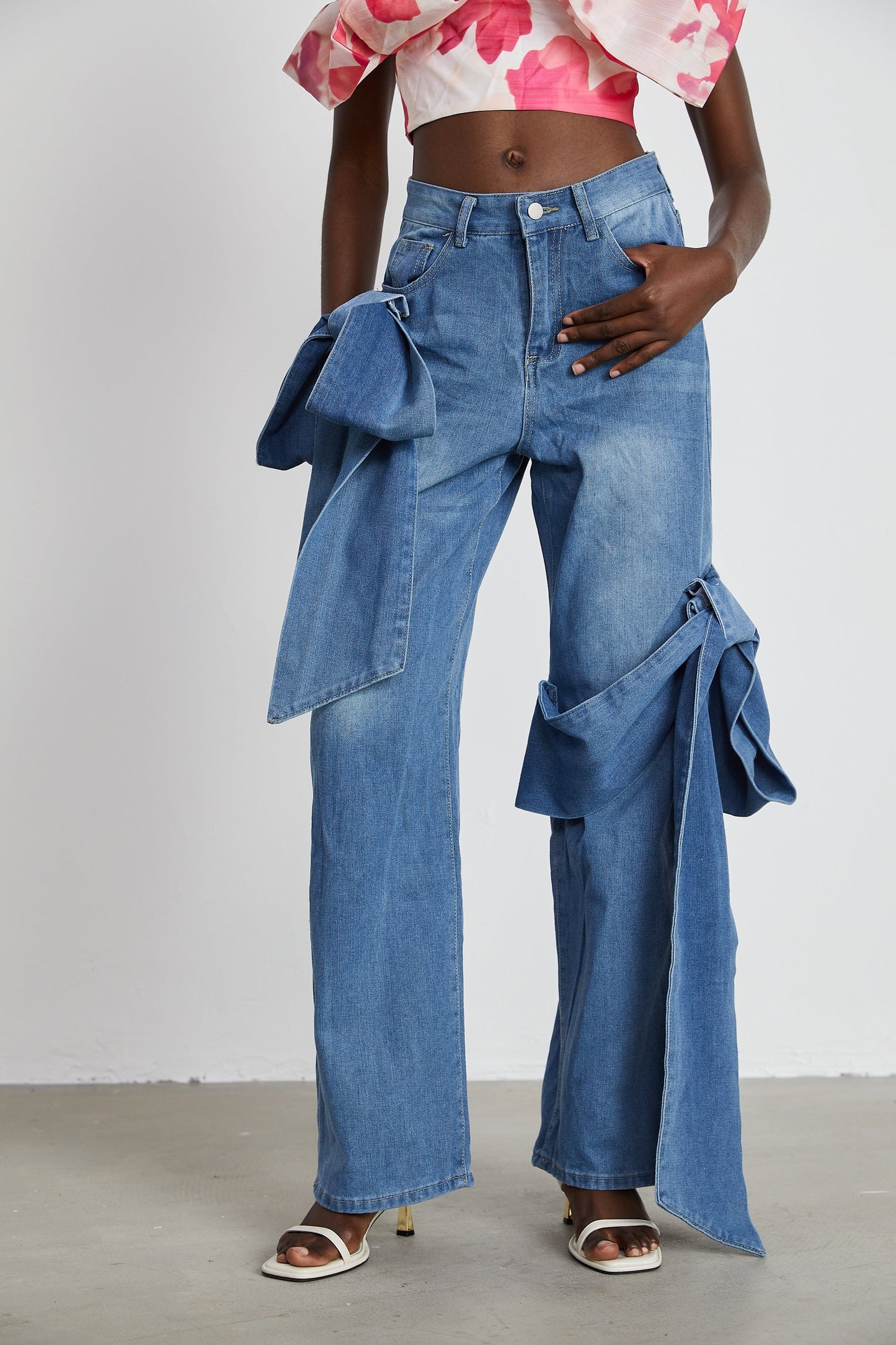 Ysabella bowdetail wideleg jeans