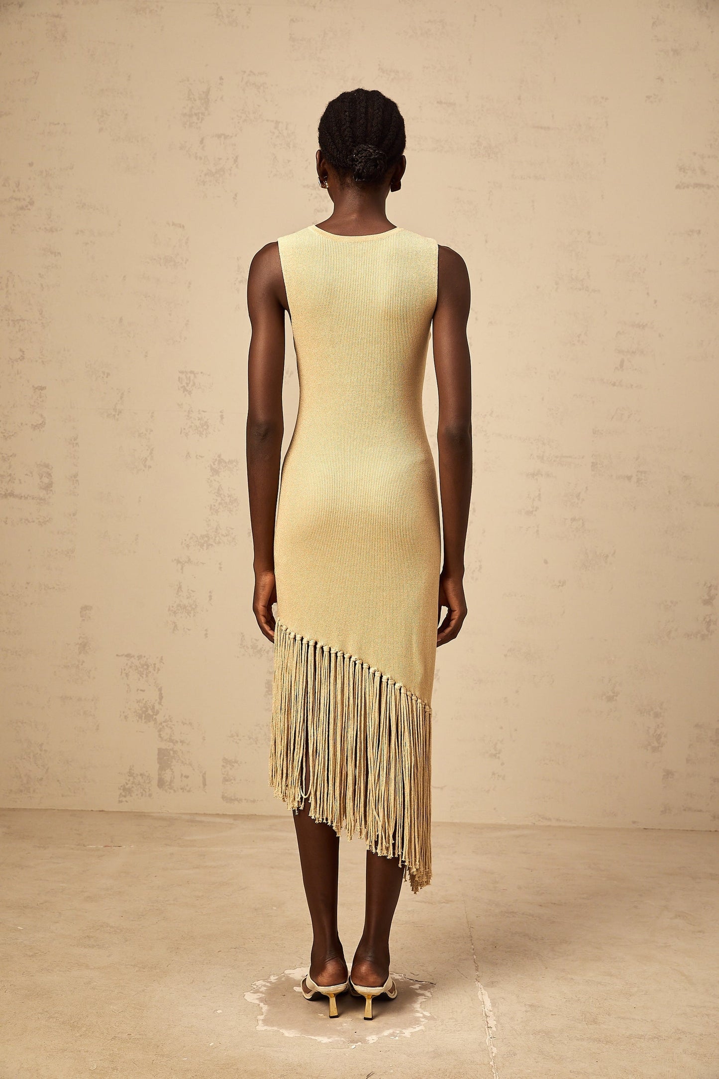 Yseult neutrals asymmetricalfringe knitted midi dress