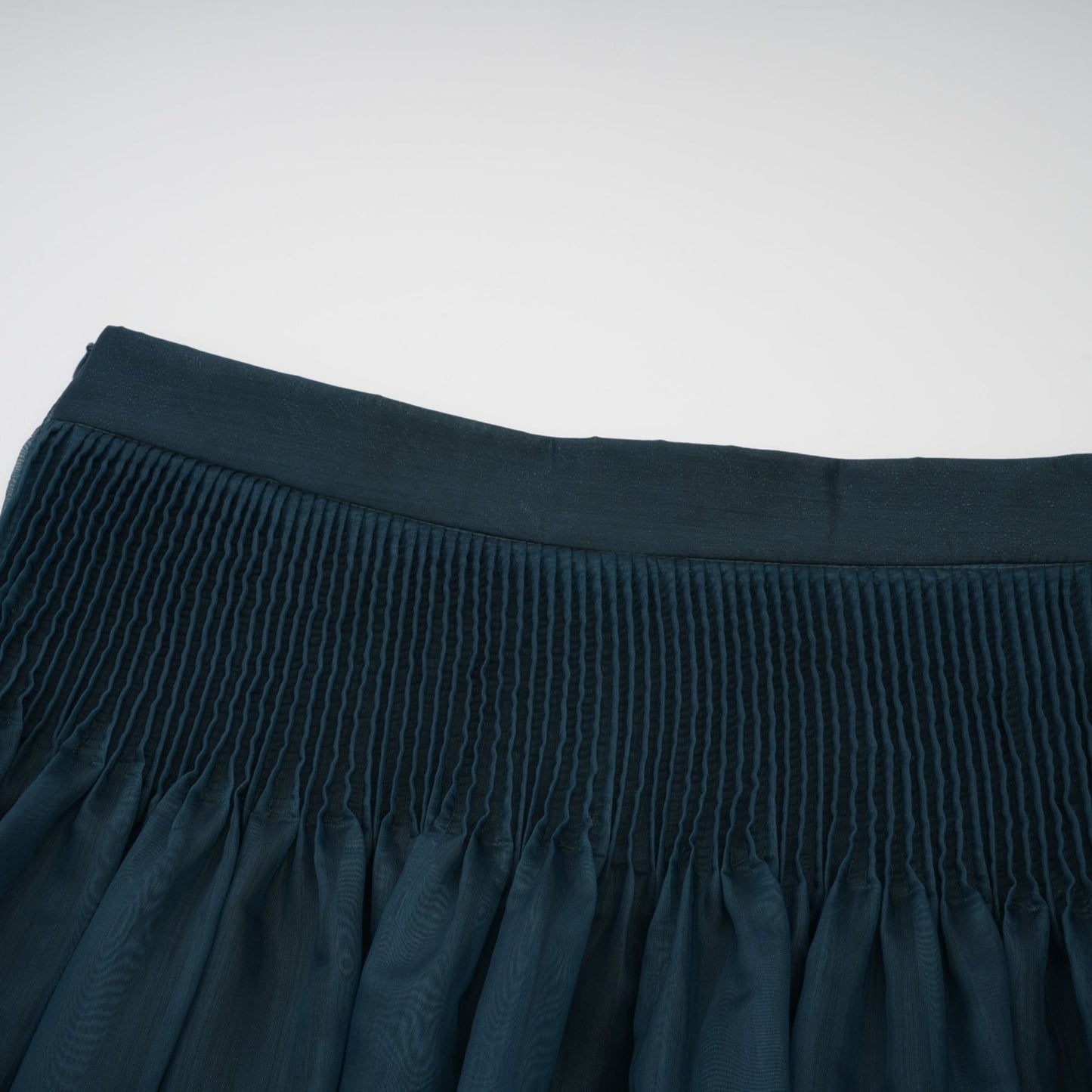 Zoé darkgreen ribbon tieneck shirt skirt matching set