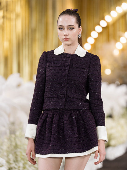 Classic cropped tweed jacket with contrasting collar and cuffs for a refined finish