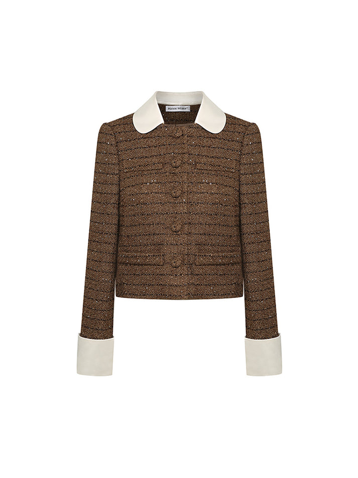 Classic cropped tweed jacket with contrasting collar and cuffs for a refined finish