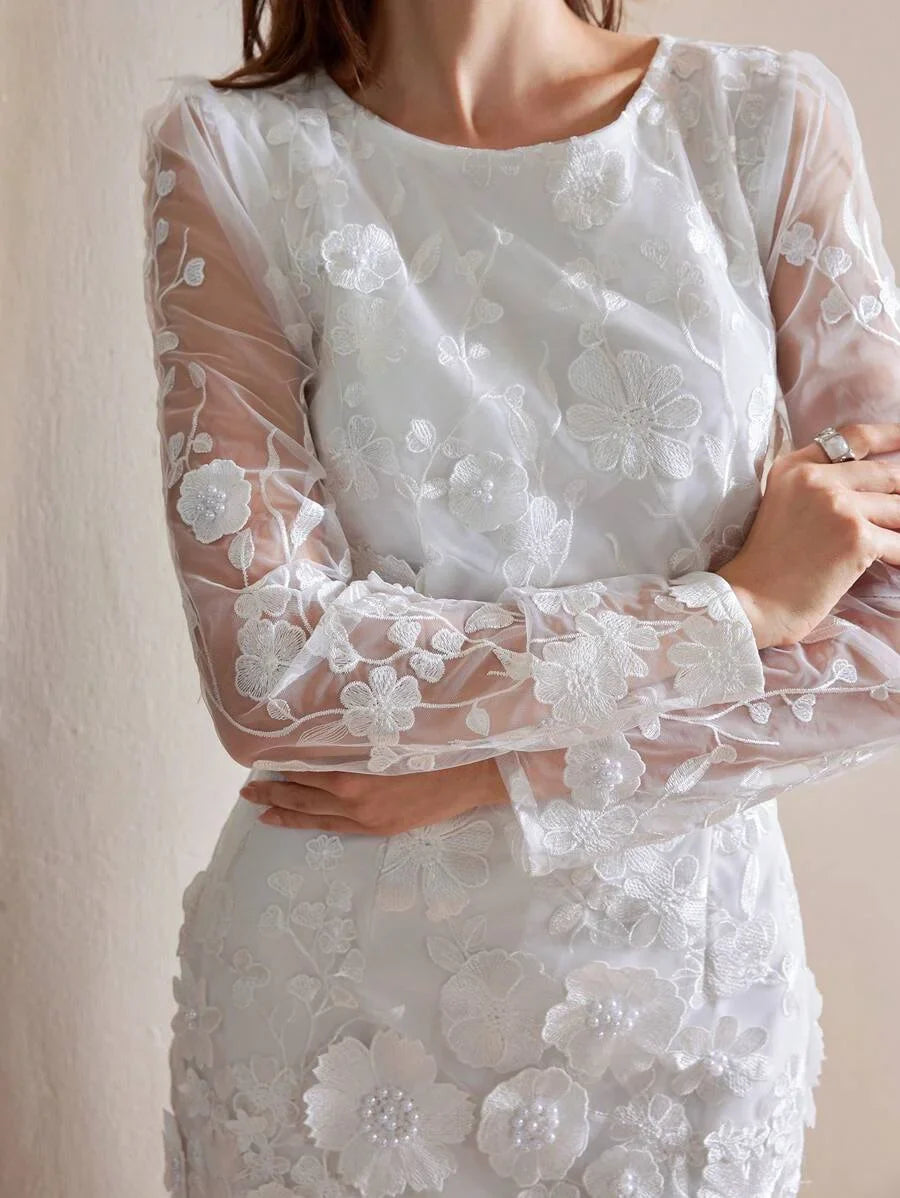 3D Embroidered Mesh Long Sleeve Backless Fitted White Cocktail Party Dress