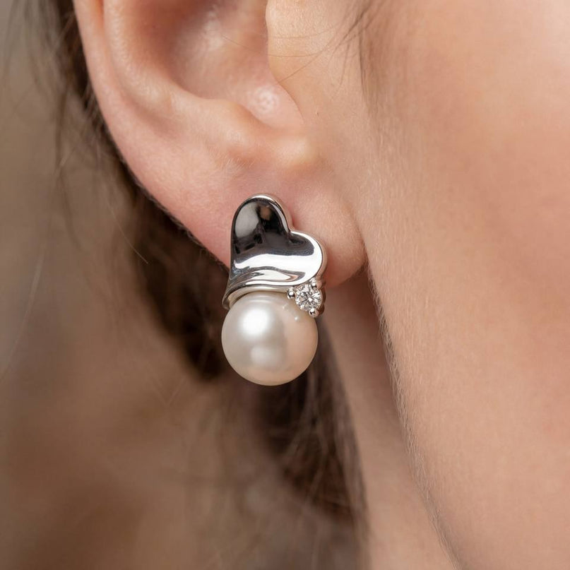 Akoya Saltwater Pearl Heart Stud Earrings 925 Silver