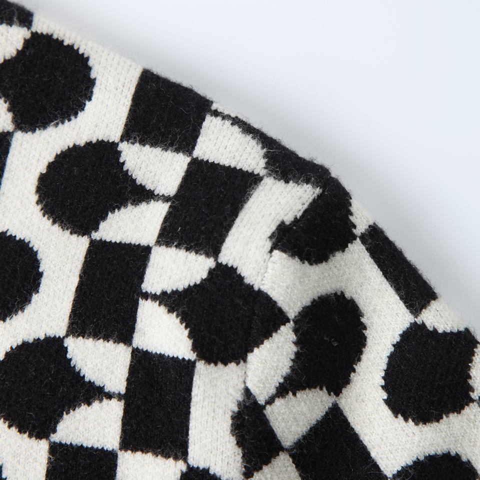 Cardigan Sweater – Geometric Pattern – Zipper Closure – Varsity Style