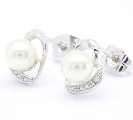 18K Gold Plated Freshwater Pearl Heart Stud Earrings With Diamond