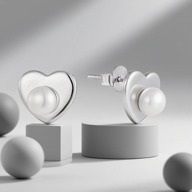 925 Sterling Silver Freshwater Pearl Stud Earrings