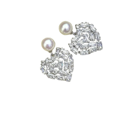 18K Gold Plated AAAA Freshwater Pearl Heart Stud Earrings