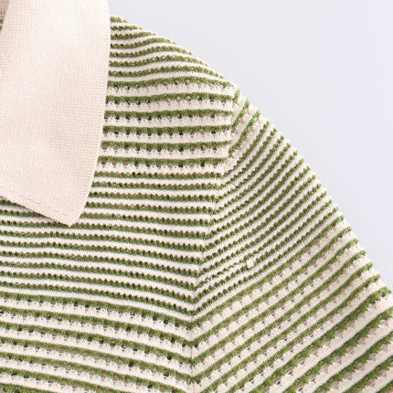 Knit Sweater – V-Neck Design – Striped Pattern – Casual Vintage Style
