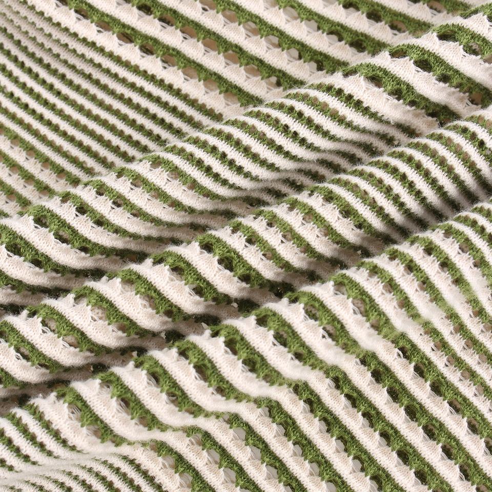 Knit Sweater – V-Neck Design – Striped Pattern – Casual Vintage Style
