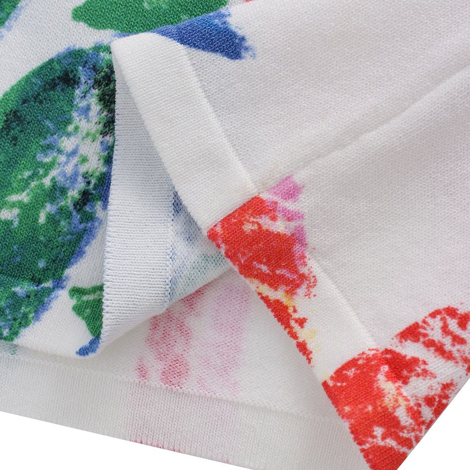 Sweater – Floral Print Design – V-Neck Style – Vintage Inspired Look