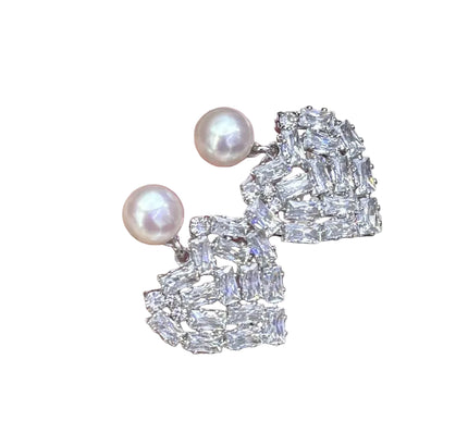 18K Gold Plated AAAA Freshwater Pearl Heart Stud Earrings
