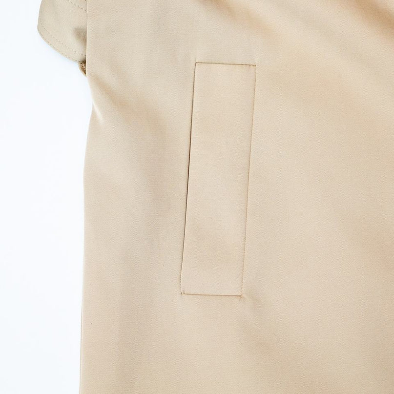 Trenchcoat – Beige Designer Style – Belted Waist – Classic Fall Look