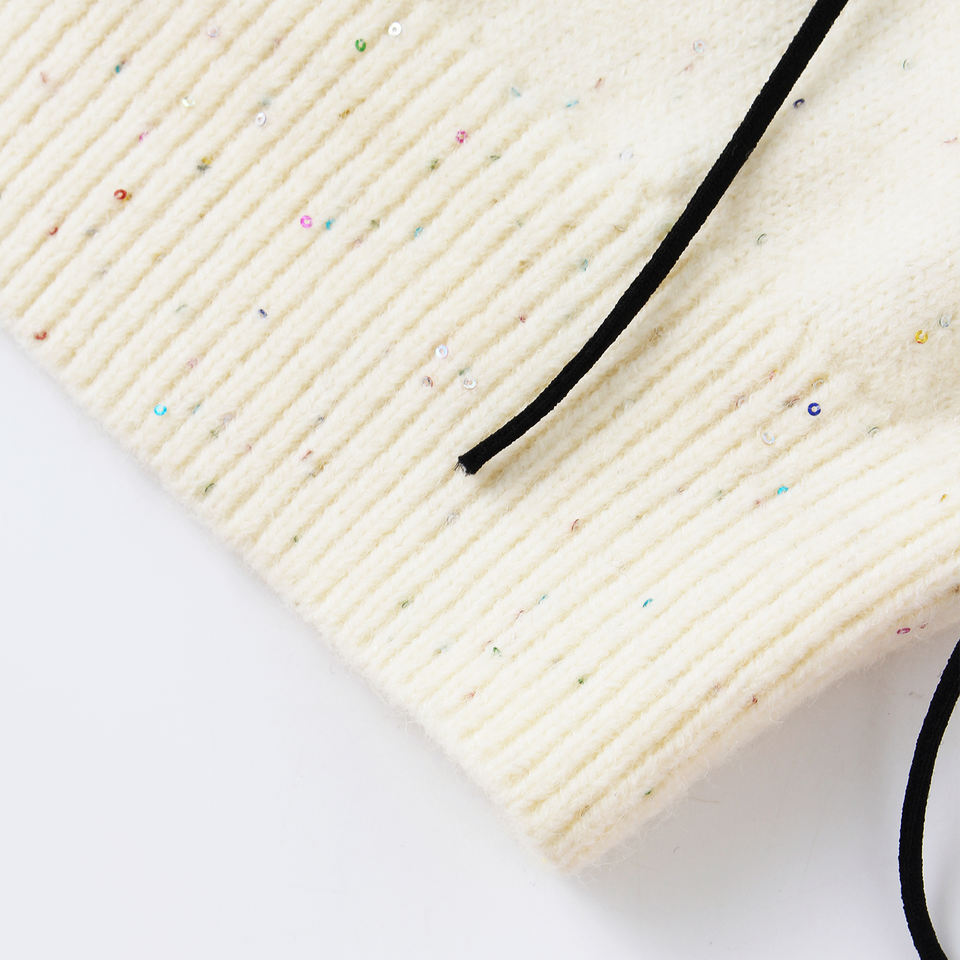 Knit Pullover – Polka Dot Pattern – Round Neckline – Vintage Fall Style