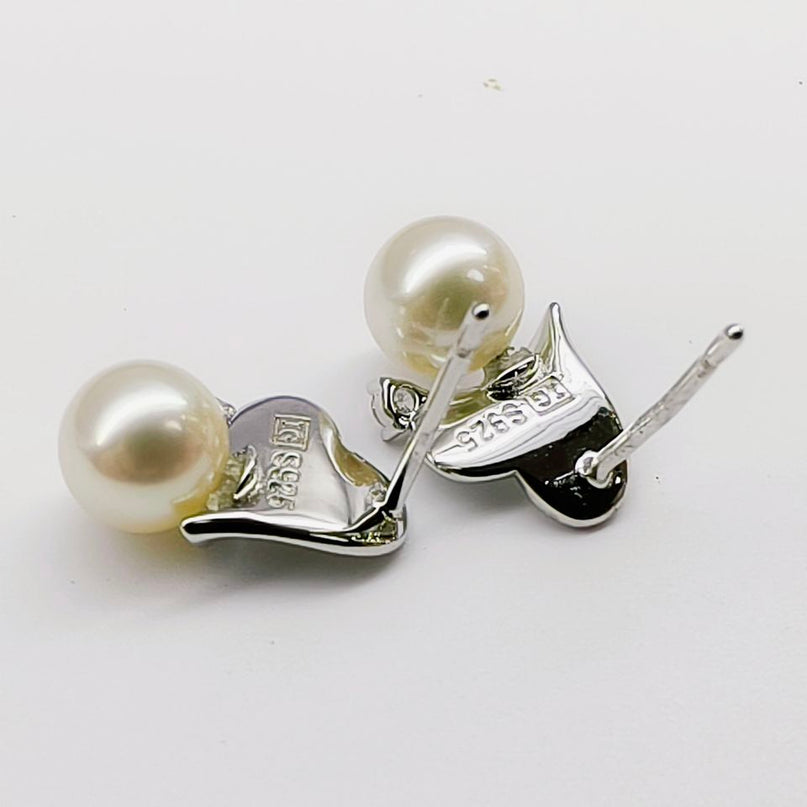 Akoya Saltwater Pearl Heart Stud Earrings 925 Silver