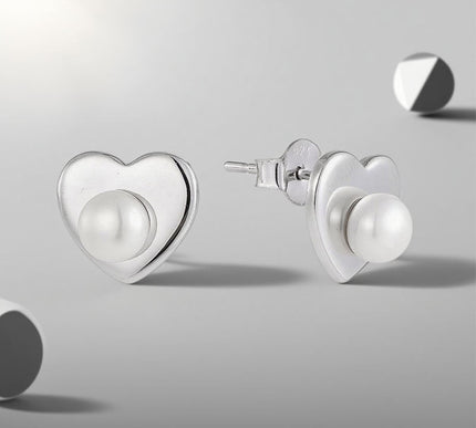 925 Sterling Silver Freshwater Pearl Stud Earrings