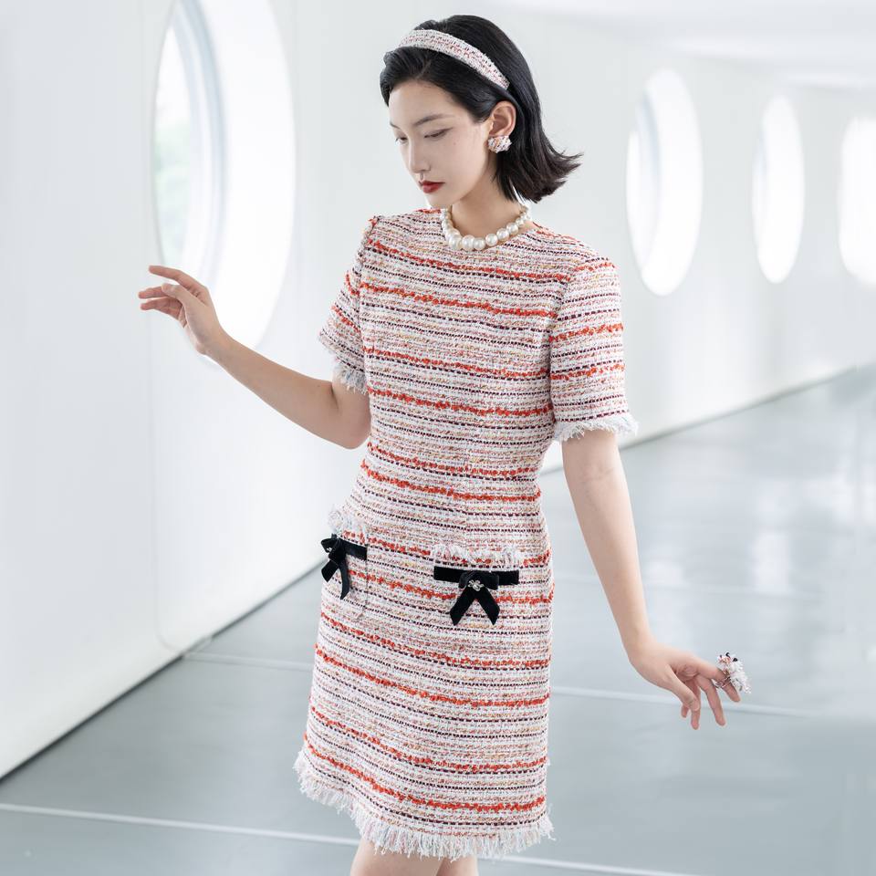 Mini Dress – Pink Tweed – Round Neckline – Elegant French Style