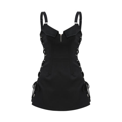 Black sleeveless Vneck dress with a structured boned bodice adjustable shoulder straps and chest flap pockets Chic thighlength coverage composed of 98% Organic Cotton and 2% Elastane