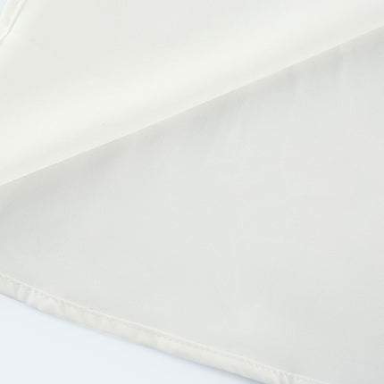 A long pleated maxi dress in contrasting colors named Sofie with a flowy silhouette and elegant design