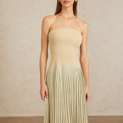 Adalgisa Maxi Dress in Green with Pleated Corset Detailing and Off-Shoulder Silhouette
