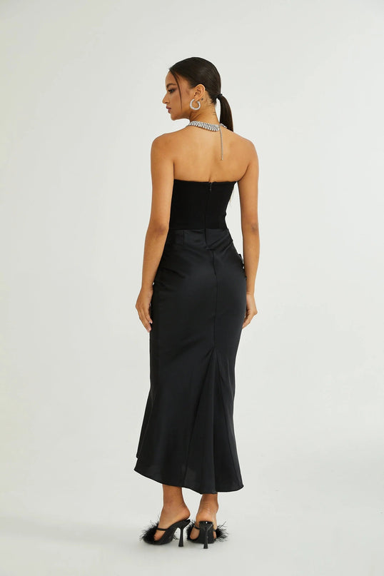 Adelina Black Off-Shoulder Pleated Maxi Dress Terylene Fiber Flared Hem Special Occasions Glamorous Events Modern Style Classic Allure