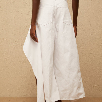 Aino's White Asymmetrical Denim Jeans