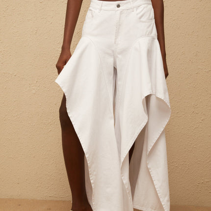 Aino's White Asymmetrical Denim Jeans